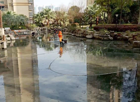 南宫景观池淤泥清理